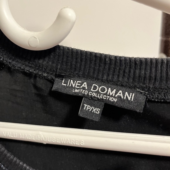 Loose fitting la femme top - Picture 2 of 2